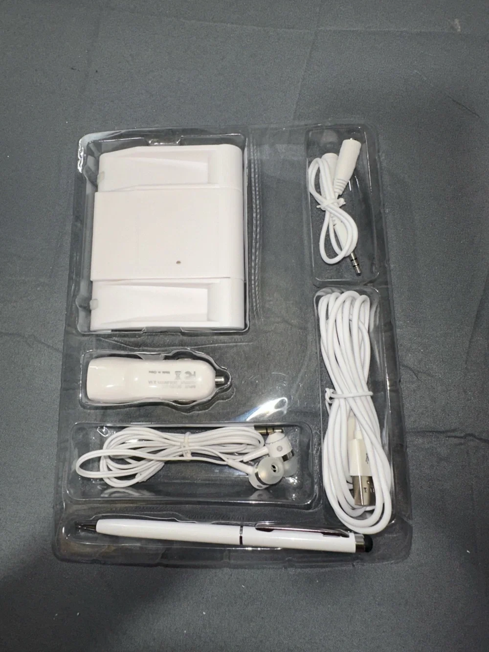 Tablet Master Kit Accessory Pack - Blue - Picture 3 of 3